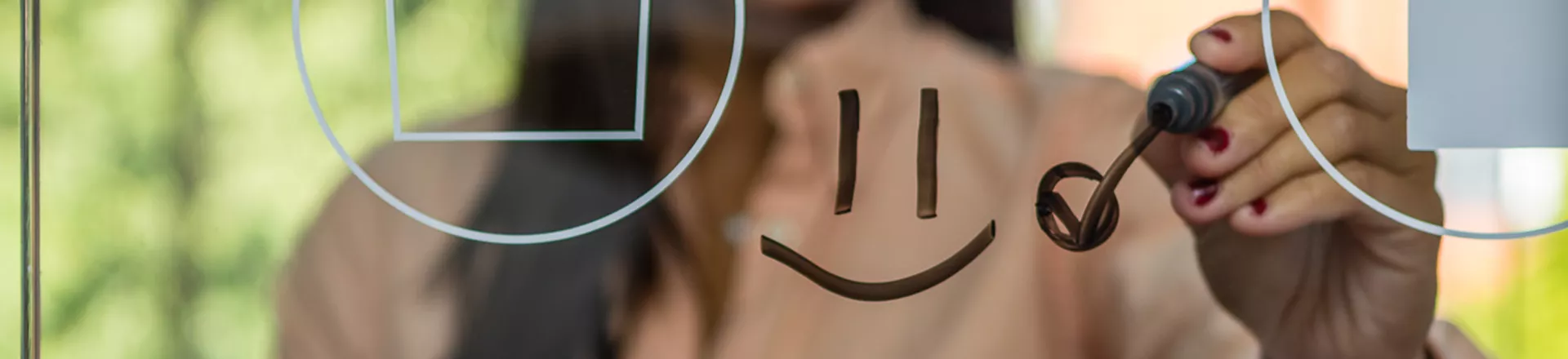Glad smiley som symboliserar nöjda kunder på Tara Pac