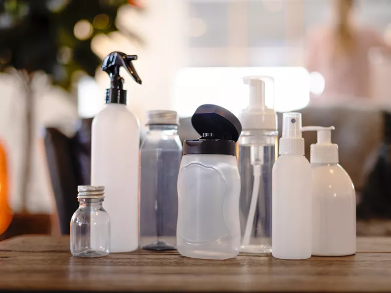 Plastflaskor till olika användningsområden