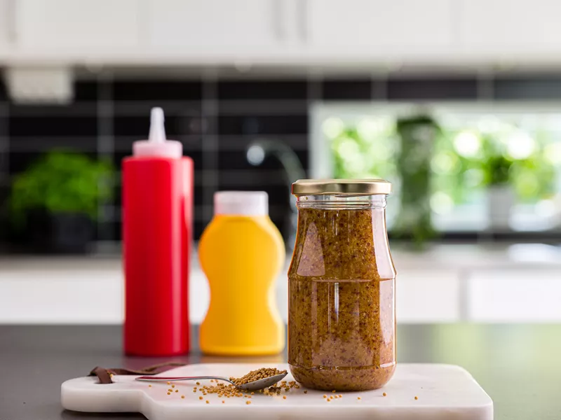 Plastbokse til sennep – emballage der egner sig perfekt til sennep og saucer