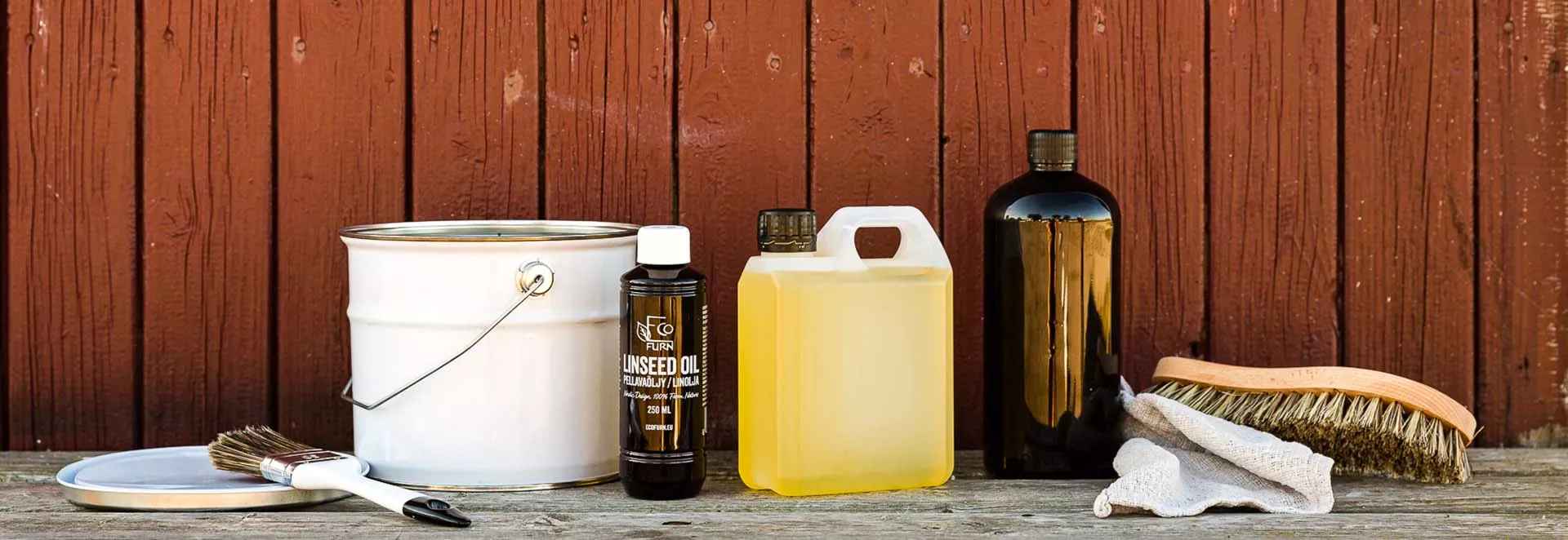 Forskellige typer emballage, der egner sig til olier, såsom linolie som på billedet
