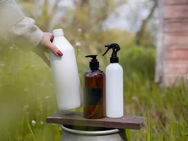 Plastflaskor till olika produkter
